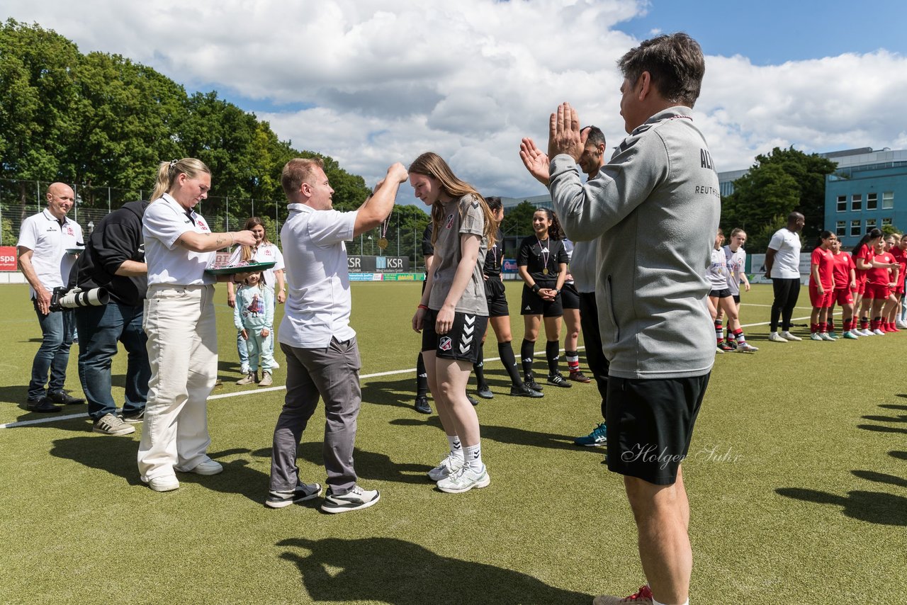 Bild 97 - wCJ Ballfreunde Pokal Finale  Altona 93 - Eimsbuetteler TV : Ergebnis: 0:2